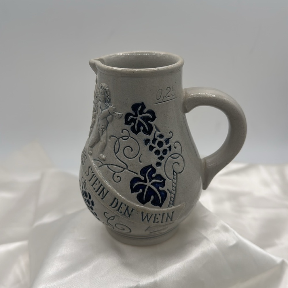 a German Wicke-Werk salt-glazed stoneware creamer, likely mid-20th century. - Picture 2 of 6
